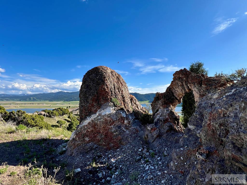 1691 Hillside Drive Property Photo 10