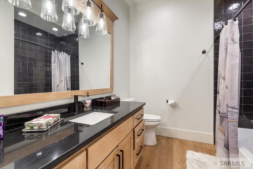 1292 E 1090 N Property Photo 32