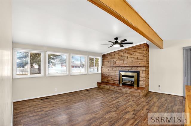 600 Curtis Street Property Photo 2