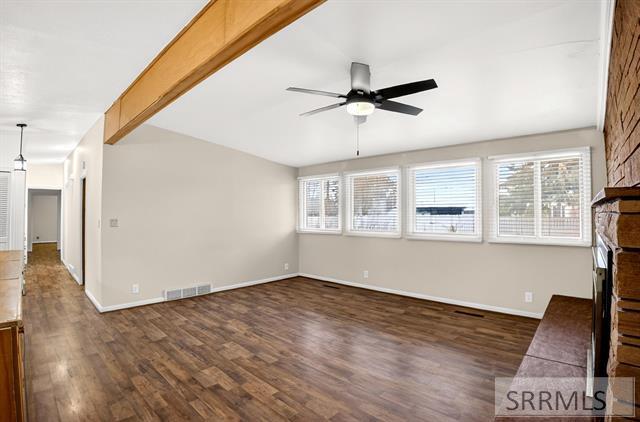 600 Curtis Street Property Photo 6