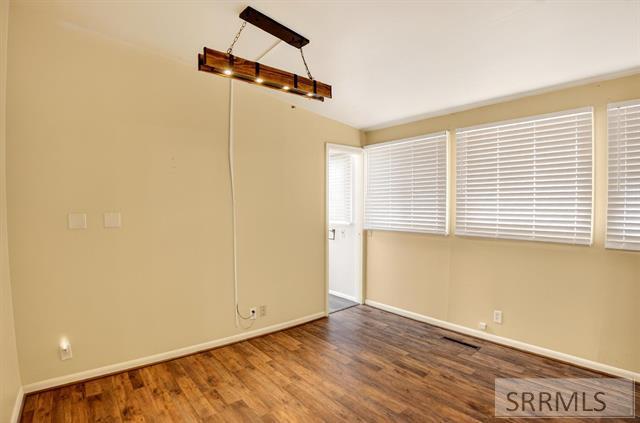 600 Curtis Street Property Photo 7