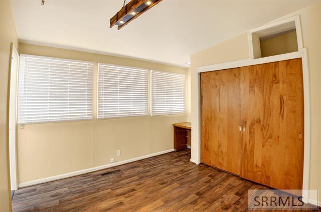 600 Curtis Street Property Photo 8