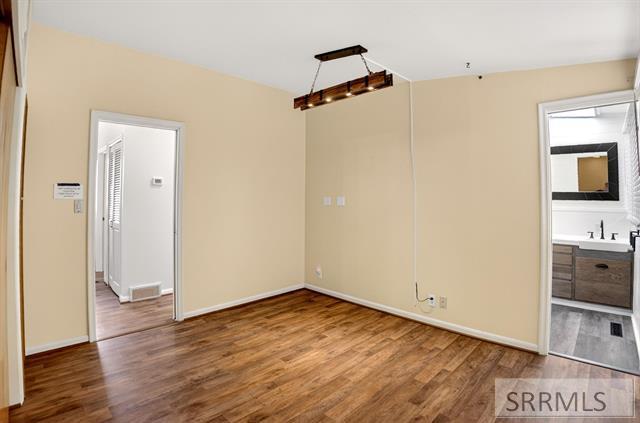 600 Curtis Street Property Photo 9