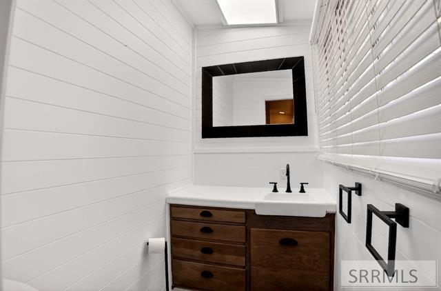 600 Curtis Street Property Photo 10