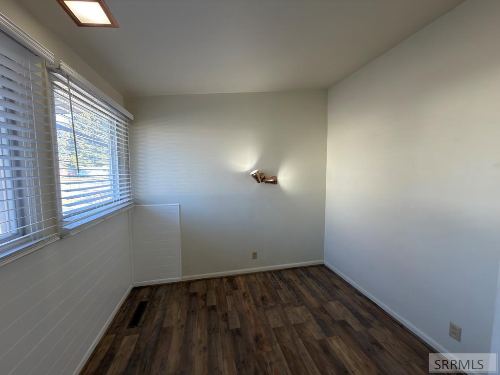600 Curtis Street Property Photo 16