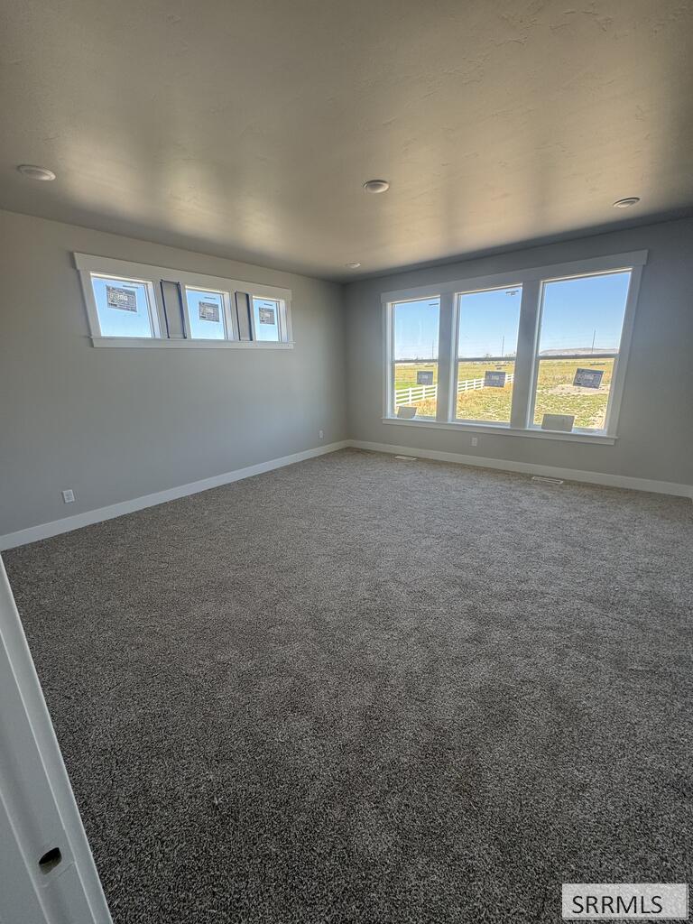 3761 E 369 N Property Photo 5