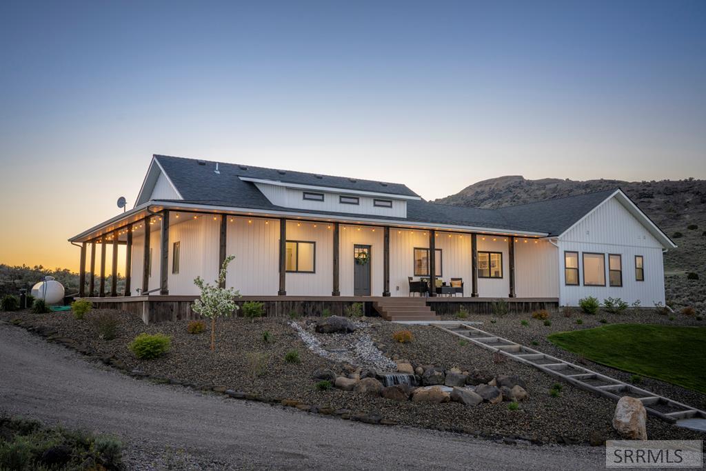 1032 E Butte Road Property Photo 6