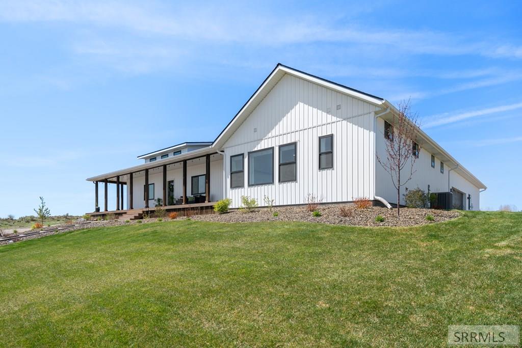 1032 E Butte Road Property Photo 11