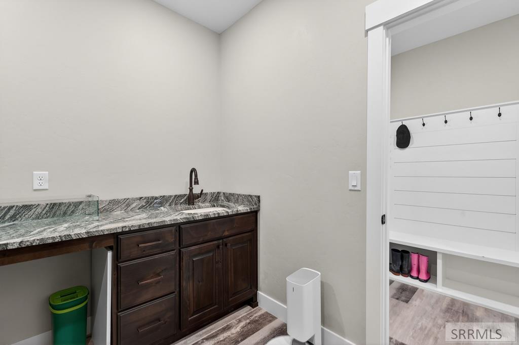 14946 Hamilton Lane Property Photo 22