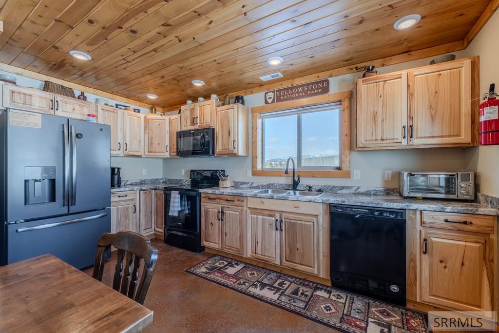 4099 Stage Coach Way Property Photo 5