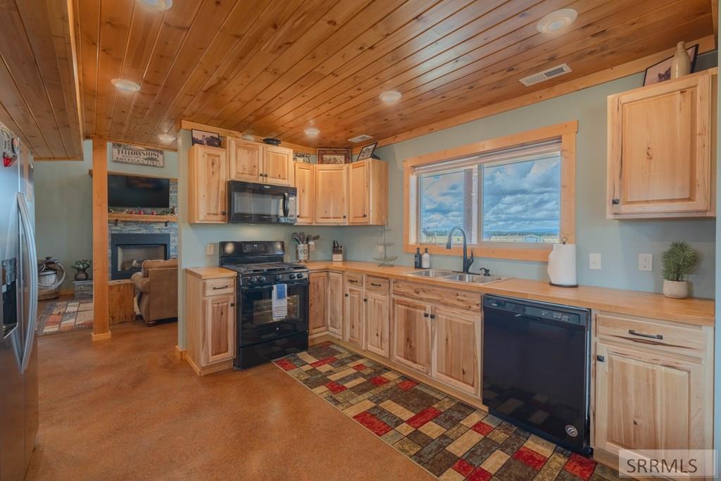 4099 Stage Coach Way Property Photo 8