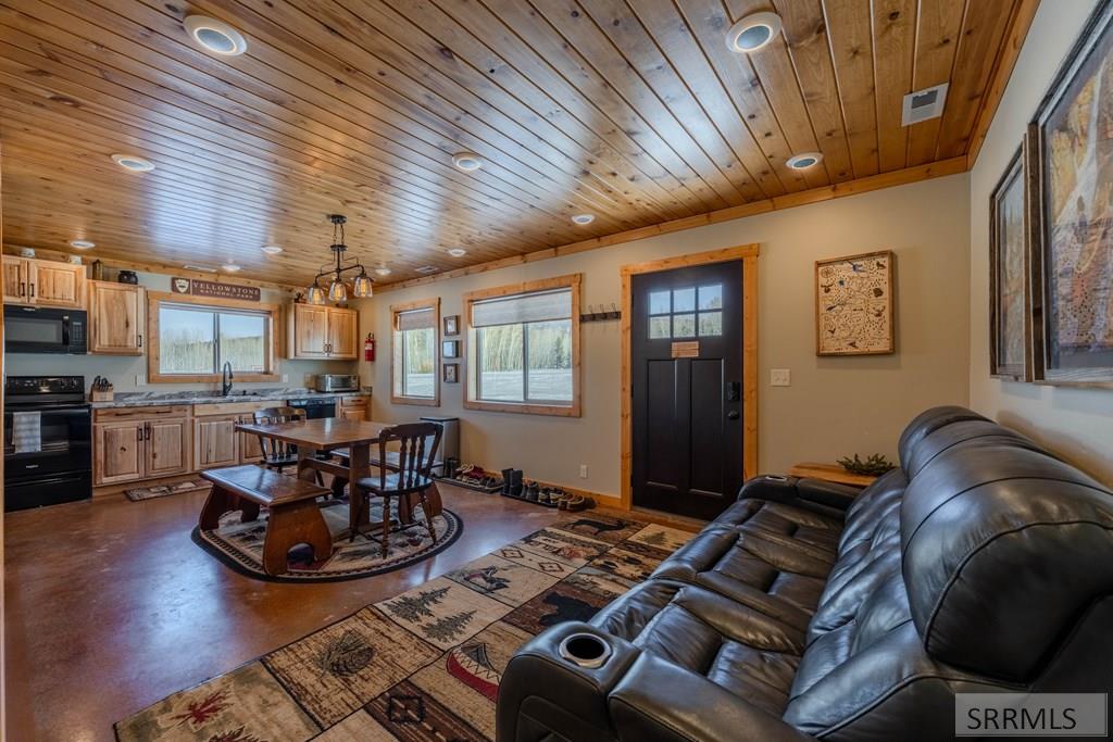 4099 Stage Coach Way Property Photo 36