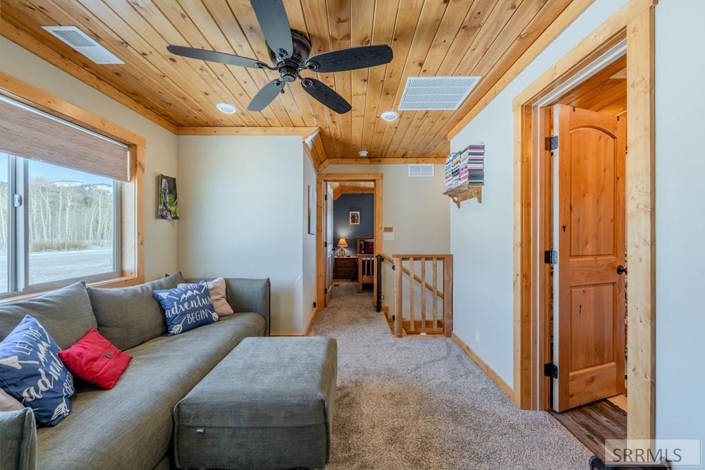 4099 Stage Coach Way Property Photo 42