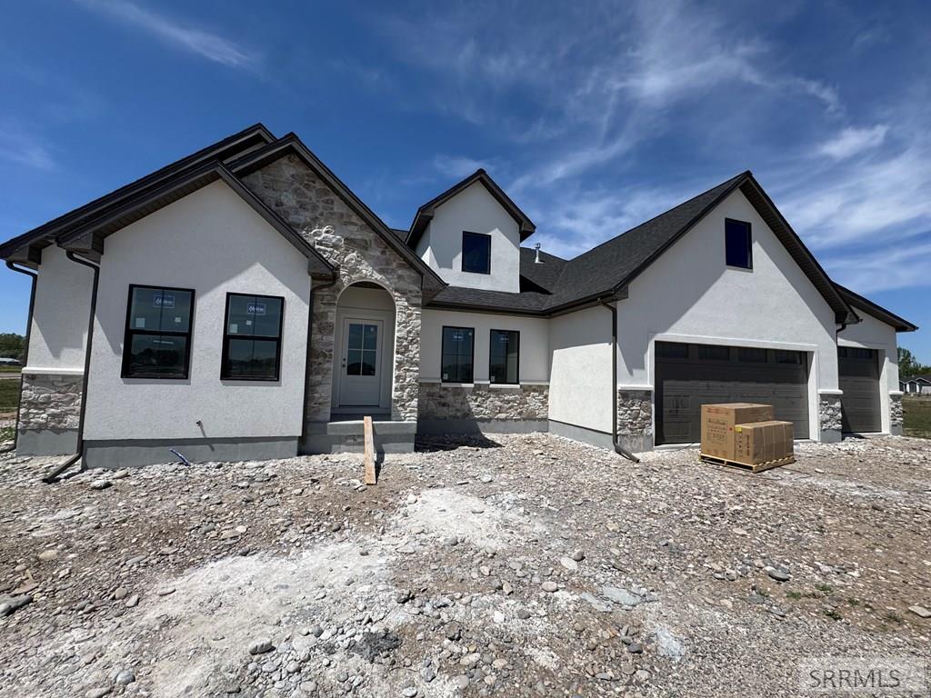 209 N 4117 E Property Photo 5
