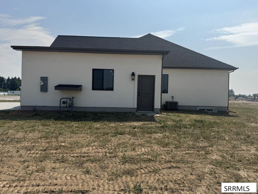 209 N 4117 E Property Photo 10