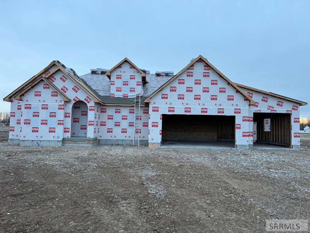 209 N 4117 E Property Photo 44