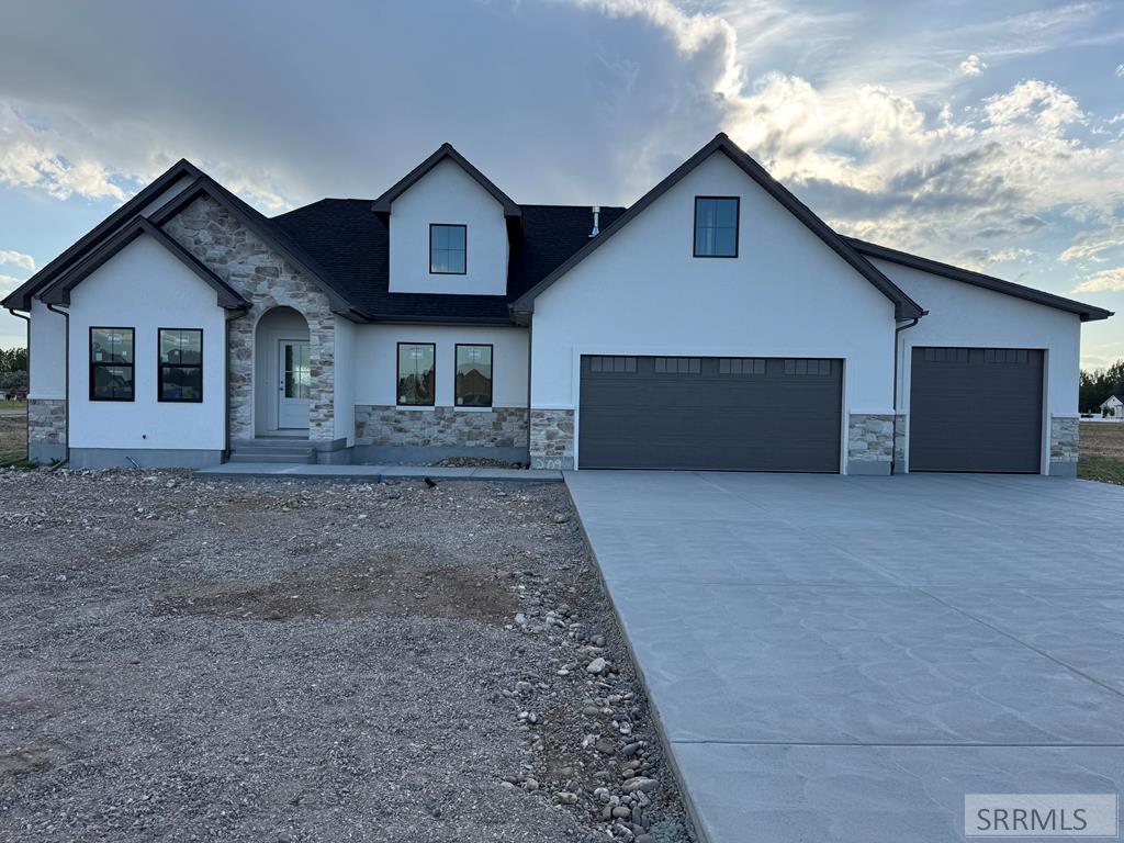 209 N 4117 E Property Photo 80