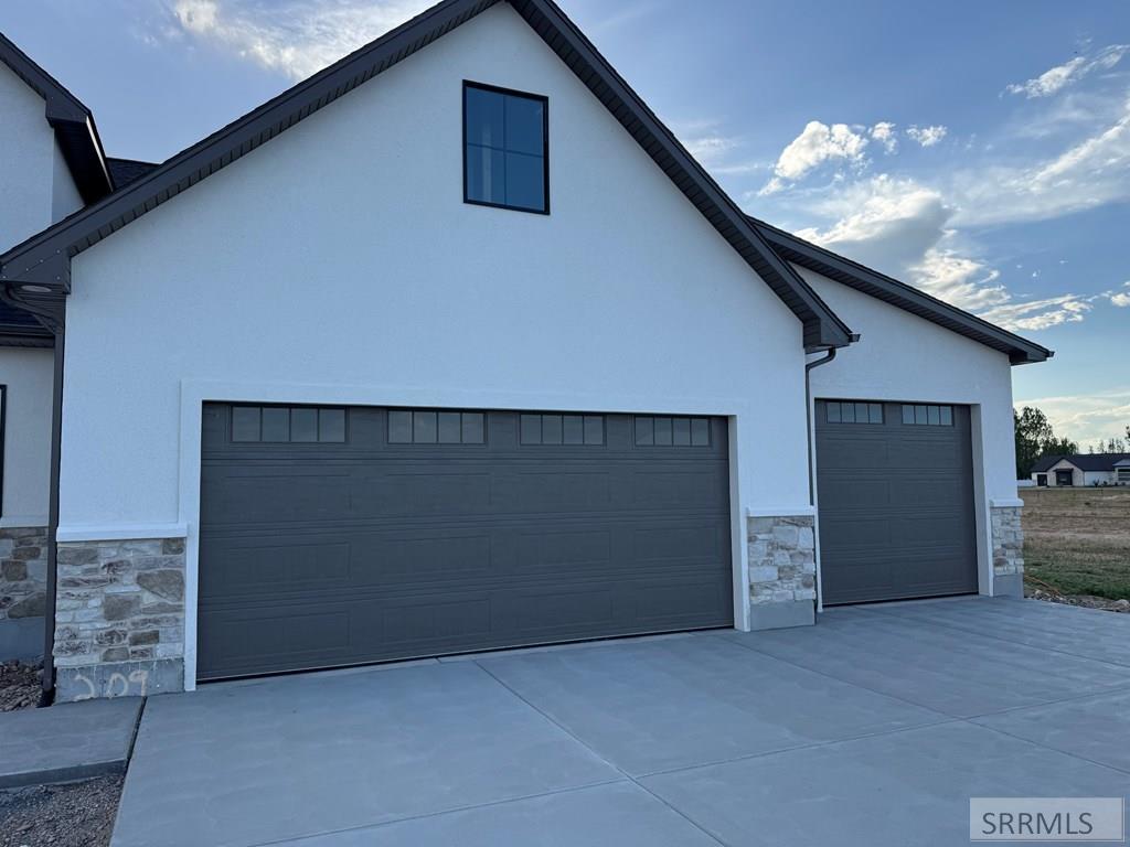 209 N 4117 E Property Photo 82