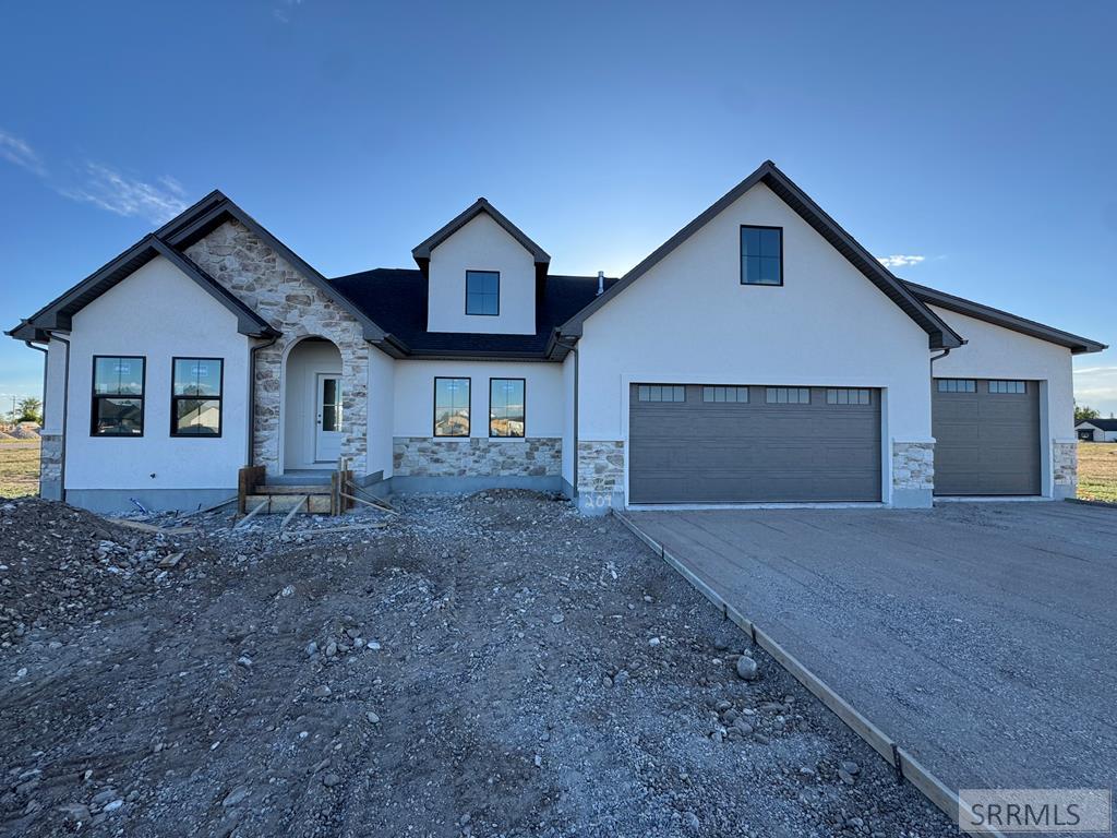 209 N 4117 E Property Photo 84