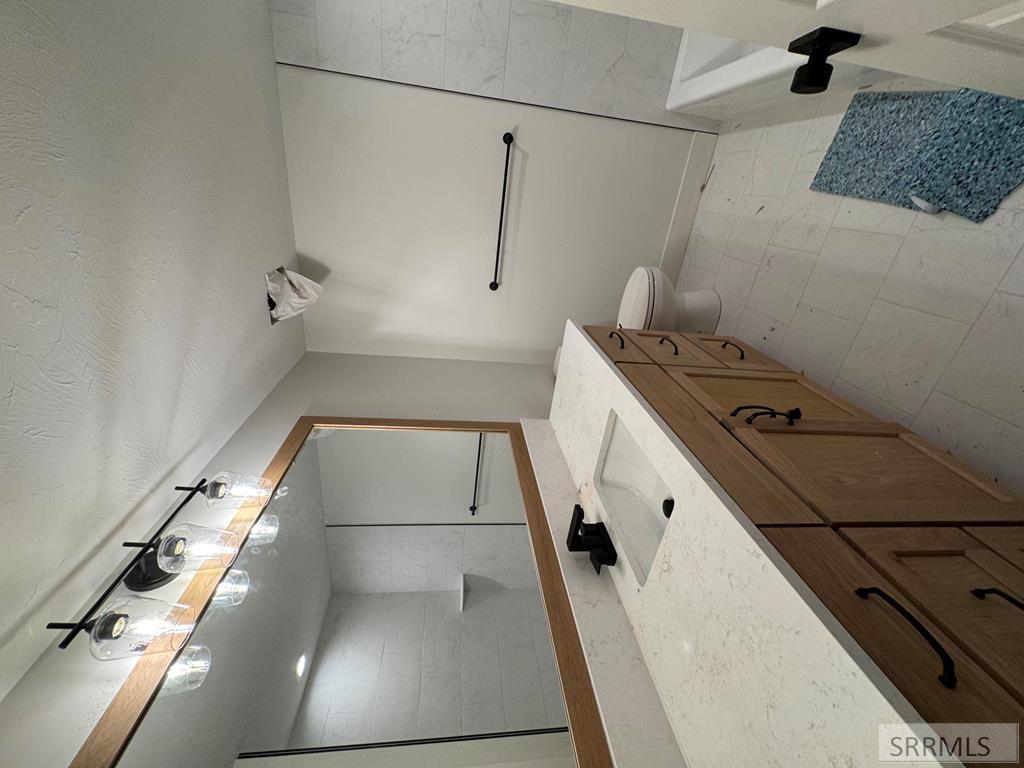209 N 4117 E Property Photo 93