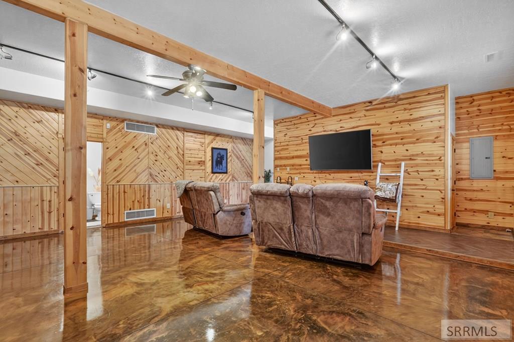 1279 Swisher Road Property Photo 27