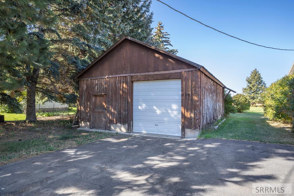 1331 N 3687 E Property Photo 6