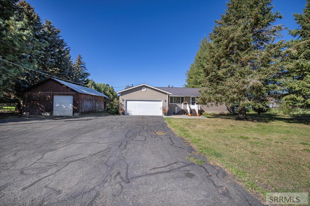 1331 N 3687 E Property Photo 8