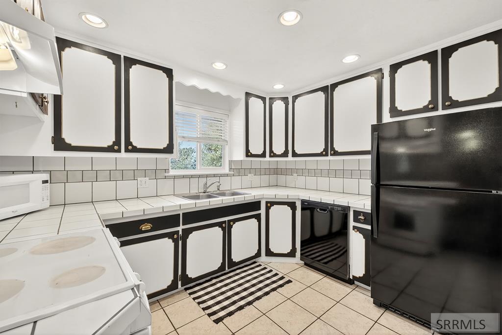 1331 N 3687 E Property Photo 15