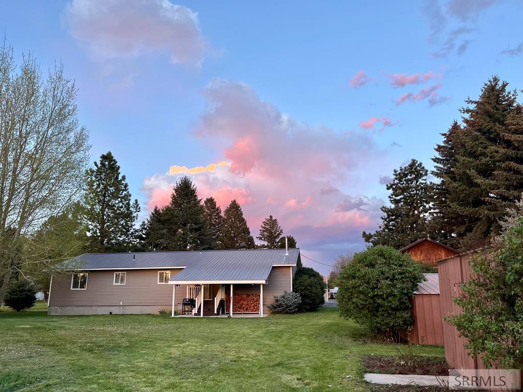 1331 N 3687 E Property Photo 34