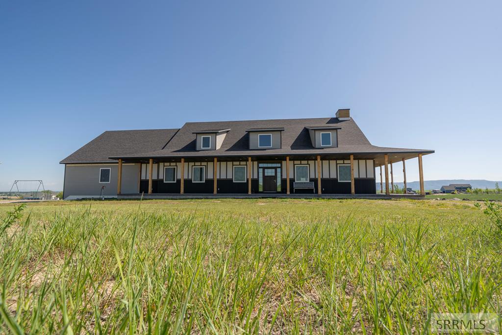 12027 E 101 N Property Photo 1