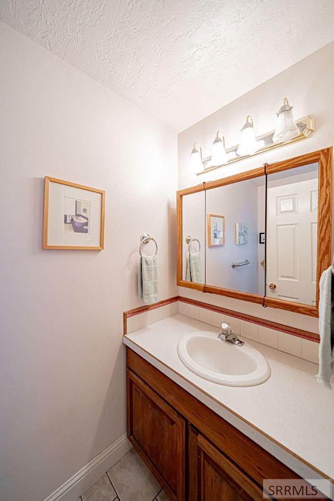 495 Fairway Drive Property Photo 28