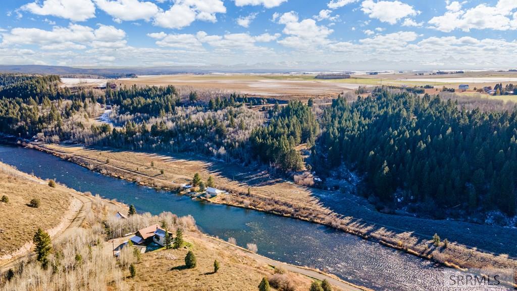 1547 Cherry Butte Road Property Photo 8