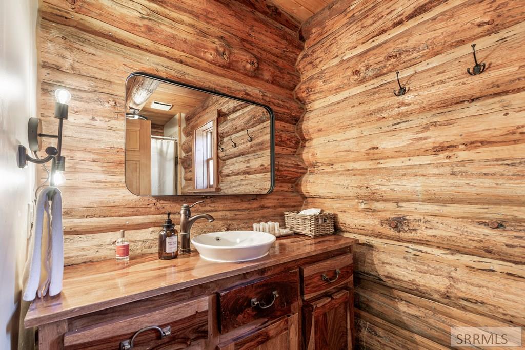 1547 Cherry Butte Road Property Photo 23