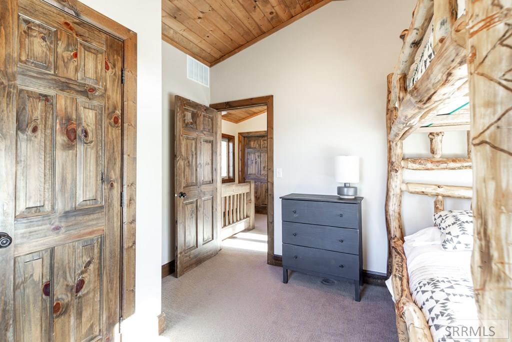 1547 Cherry Butte Road Property Photo 32