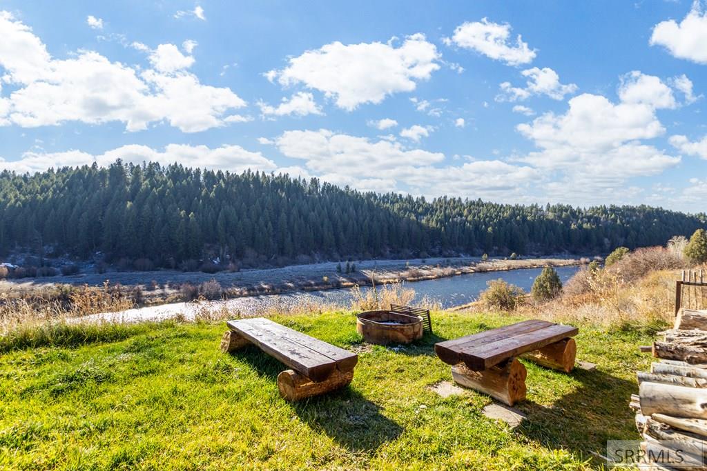 1547 Cherry Butte Road Property Photo 47