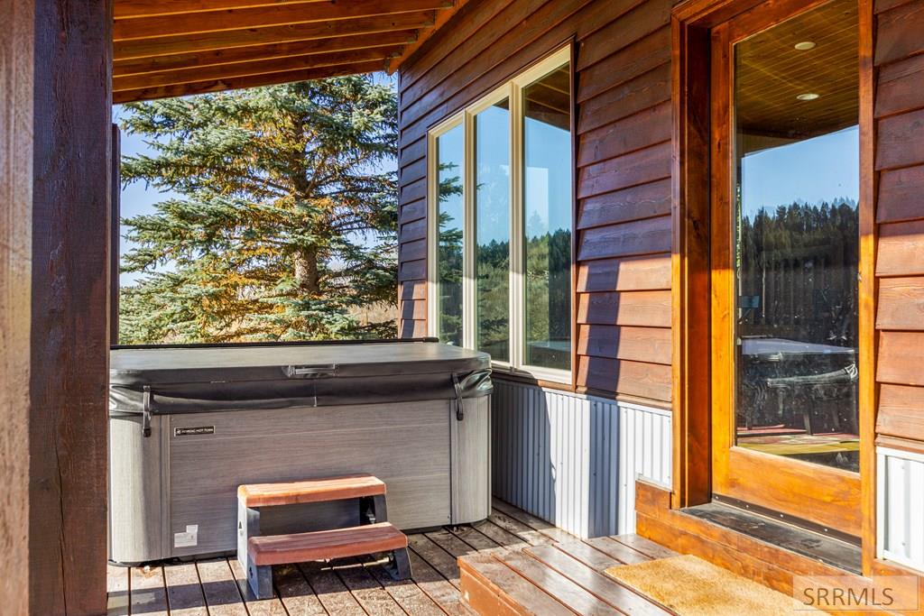 1547 Cherry Butte Road Property Photo 48