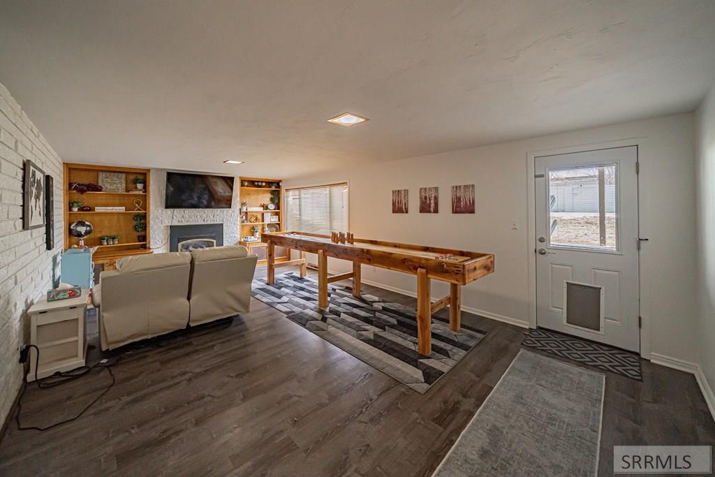 976 Canyon Avenue Property Photo 28