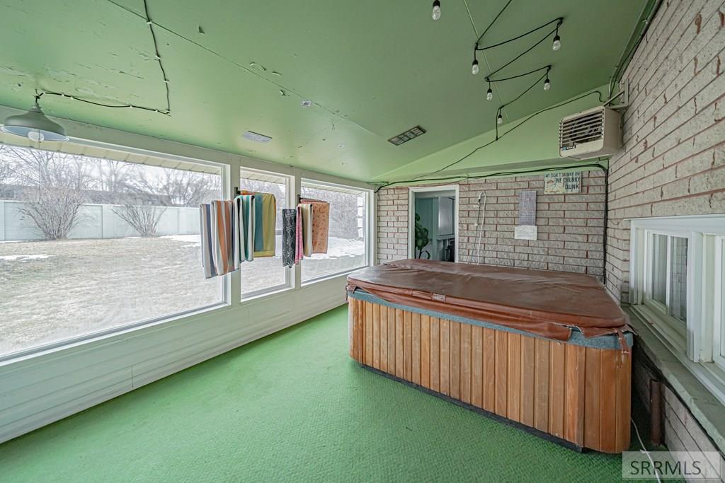976 Canyon Avenue Property Photo 73
