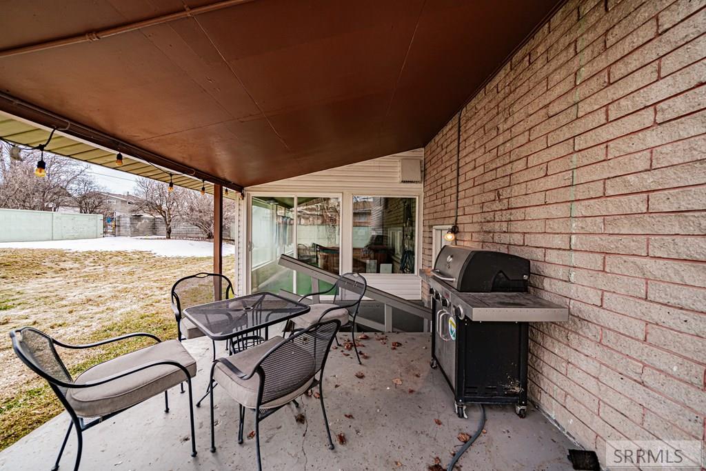 976 Canyon Avenue Property Photo 76