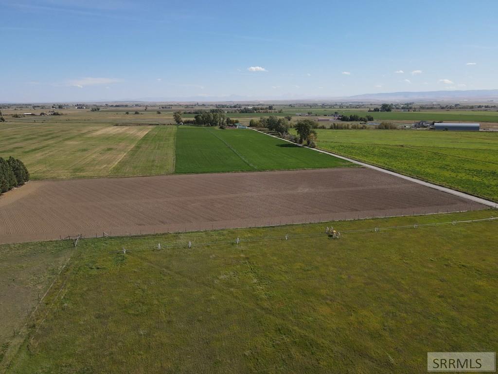 2420 E 434 N Property Photo 16