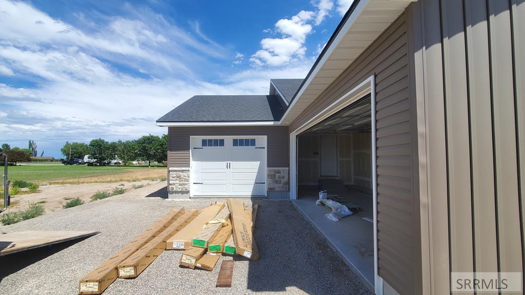 345 N 690 W Property Photo 3