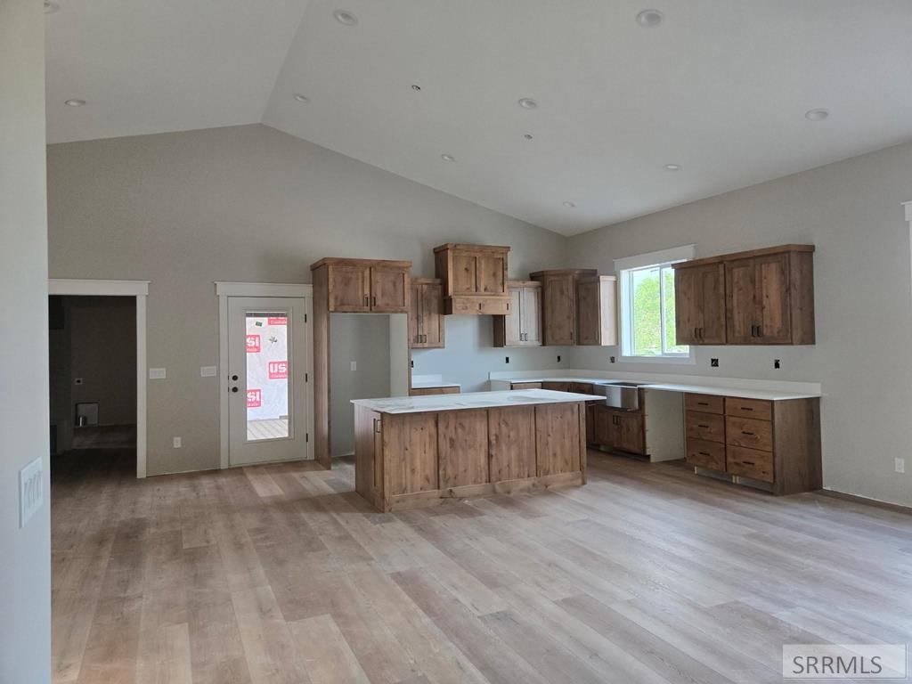 345 N 690 W Property Photo 6