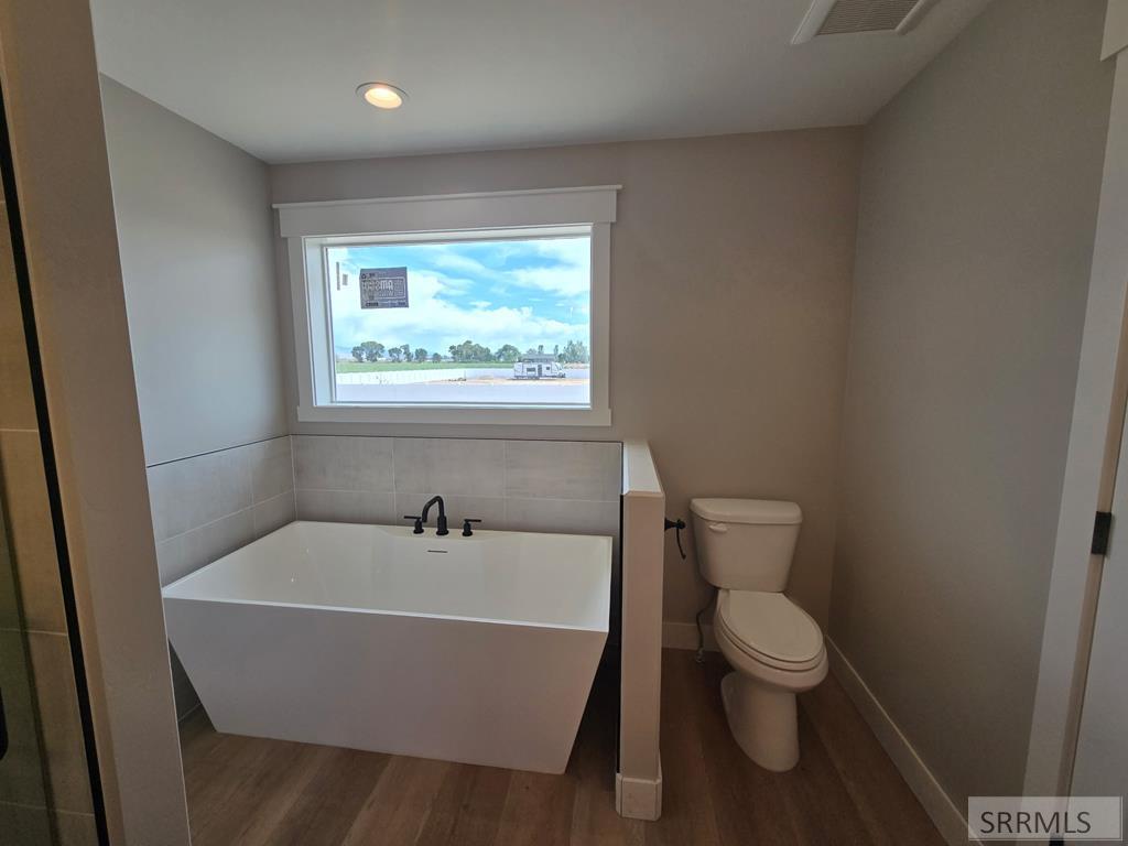 345 N 690 W Property Photo 13