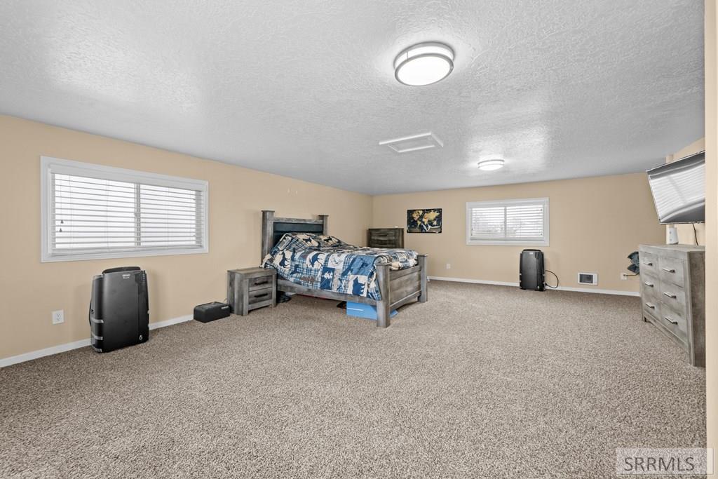11260 N 15th E Property Photo 16