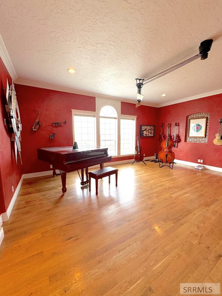 6767 S 46th E Property Photo 18