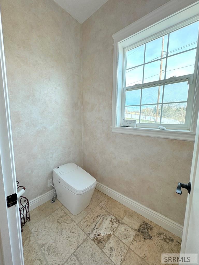 6767 S 46th E Property Photo 51