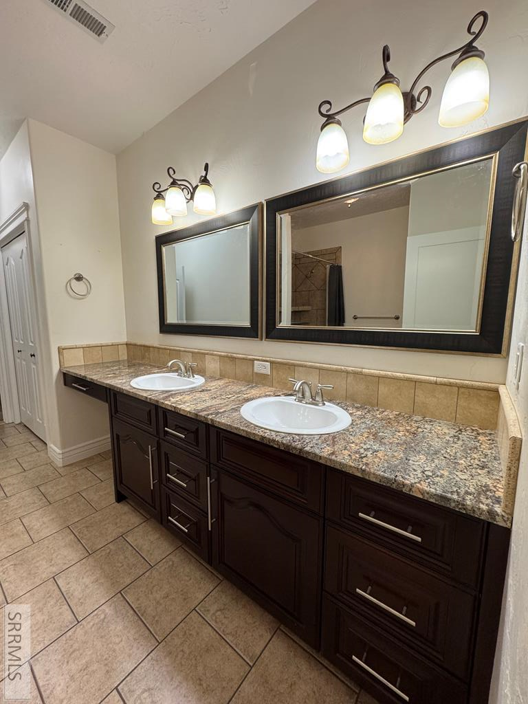 6767 S 46th E Property Photo 68