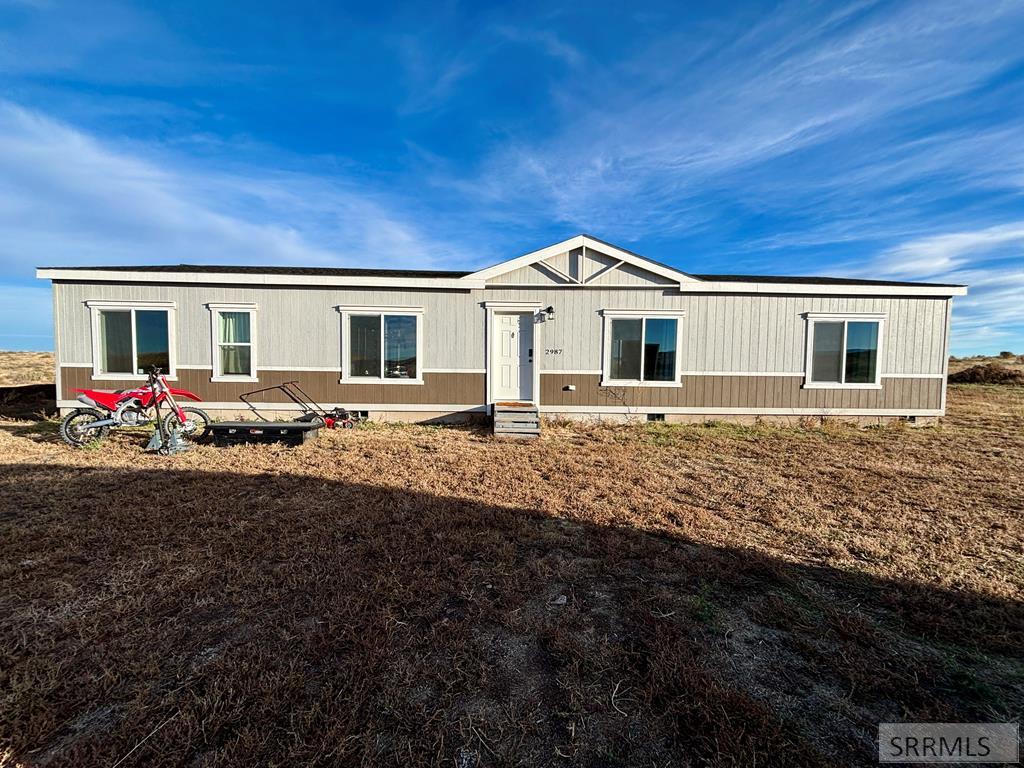 2987 E 550 N Property Photo 1