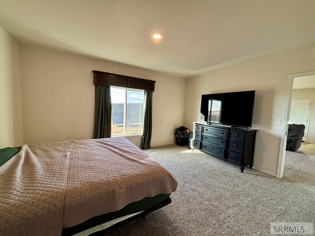 2987 E 550 N Property Photo 18