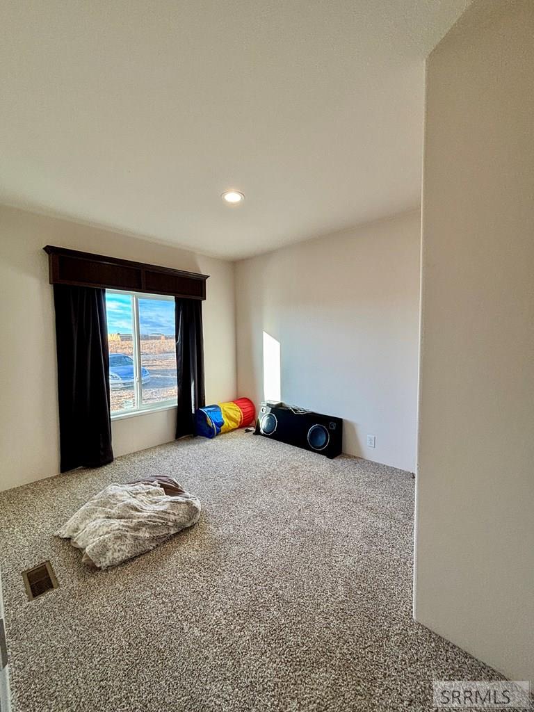 2987 E 550 N Property Photo 26